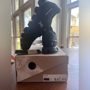 Womens On Cloud Shoes